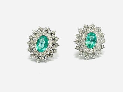 Gioielleria Corvino - Orecchini con Smeraldi & Diamanti Centrale con Contorno 4.20 carati totali 