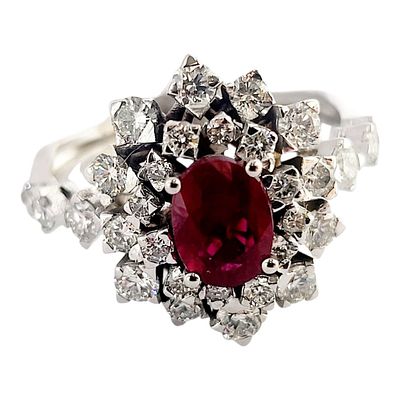 Gioielleria Corvino - Anello Rubino & Diamanti Centrale con Contorno 3.82 carati totali in oro 