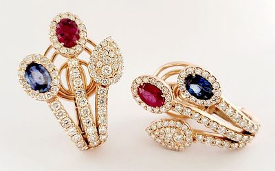 Gioielleria Corvino - Orecchini fantasia con Diamanti Rubini e zaffiri 4.59 Carati in oro rosa 