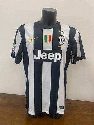 PIRLO - JUVE JERSEY N.21. Andrea Pirlo (Flero, 19 May 1979) is an Italian football coach and 