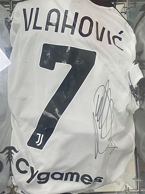 VLAHOVIC - JERSEY NO. 7 WITH AUTOGRAPH. Dušan Vlahović (Serbian Душан Влаховић?; pronunciation: 