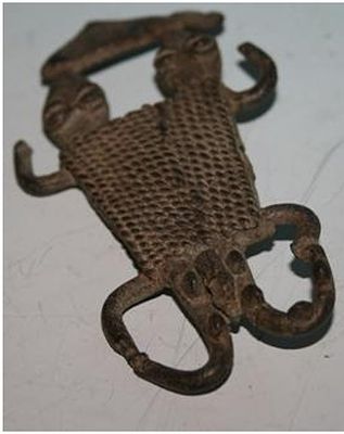 COPPIA DI GECHI PESI PER ORO. COPPIA DI GECHI 
ASHANTI - GHANA 
FUSIONE A CERA PERSA 
ANONIMO 
