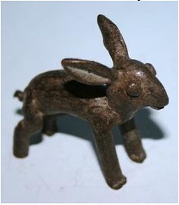 PESI PER ORO GHANA. CONIGLIO 
ASHANTI - GHANA 
FUSIONE A CERA PERSA 
ANONIMO 