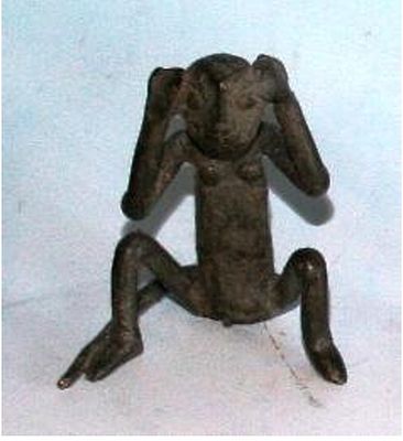 SCIMMIA CON MANI IN TESTA ASHANTI GHANA. SCIMMIA CON MANI IN TESTA 
ASHANTI - GHANA 
FUSIONE A 