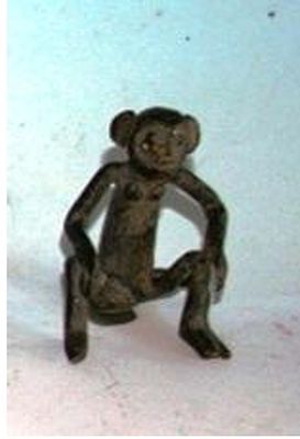 SCIMMIA CON FRUTTA 
ASHANTI - GHANA 
FUSIONE A CERA PERSA 
