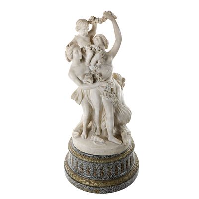 Gruppo scultoreo in marmo - "Cupido con ninfe". Importante gruppo scultoreo in marmo pario 