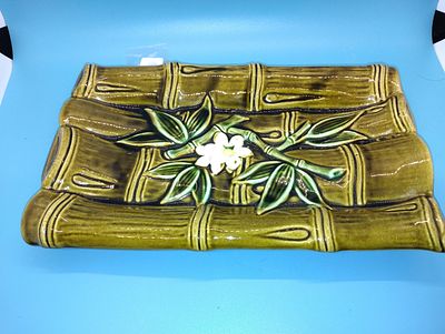VERY NICE JAPANESE MAJOLICA STYLE BAMBOO CERAMIC GLAZED PLATE