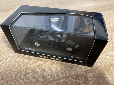 MINICHAMPS OPEL COUPE LTD EDITION CASED AND BOXED