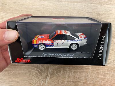 BOXED AND CASED OPEL MANTA B 400 ''AC DELCO'' LTD EDITION OF 500