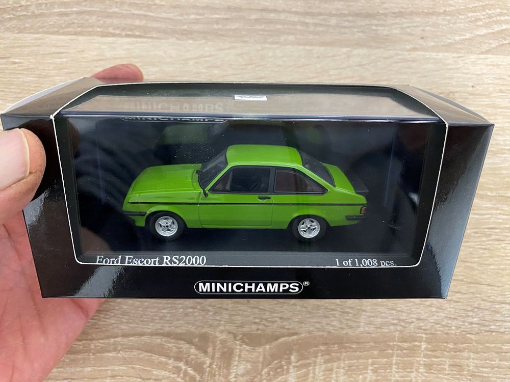 BOXED AND CASED MINICHAMPS FORD ESCORT RS 2000 LTD EDITION