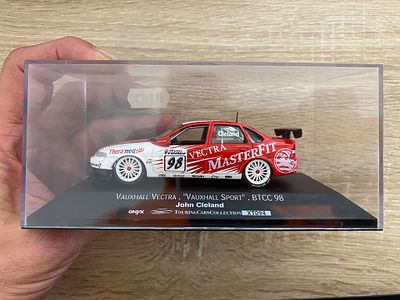 ONYX VAUXHALL VECTRA BTC 1998 JOHN CLELAND CASED AND BOXED 1/43 RALLY