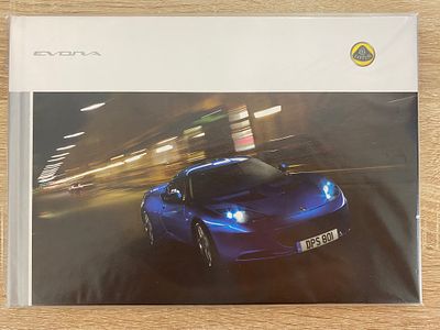 ORIGINAL LOTUS EVORA TYPE VEHICLE BROCHURE IN A4 COVER . ORIGINAL LOTUS EVORA TYPE VEHICLE 
