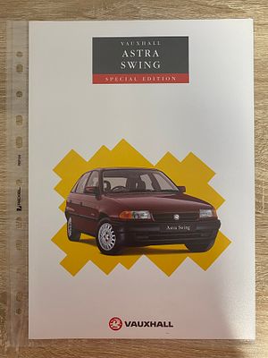 ORIGINAL VINTAGE VAUXHALL ASTRA SWING BROCHURE IN A4 COVER