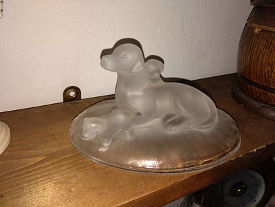 VERY NICE GLASS DOG AND PUPS GROUP