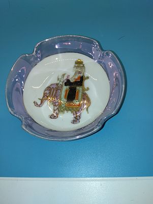 VERY NICE NORITAKE ELEPHANT DECORATED TRINKET DISH