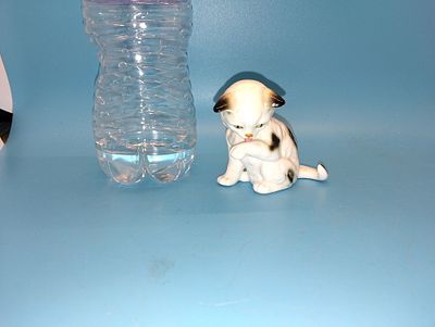 VERY NICE DANBURY MINT CATS OF CHARACTER ''WASHTIME'