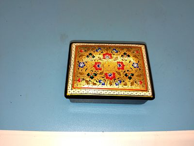 VERY NICE SMALL LOVELY DESIGNED PAPERMACHE TRINKET BOX