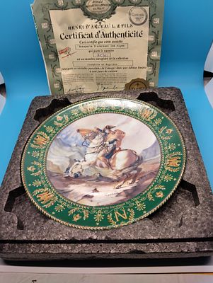 VERY NICE BOXED LIMOGES LTD EDITION NAPOLEON BONAPARTE DISPLAY PLATE WITH CERTIFICATE