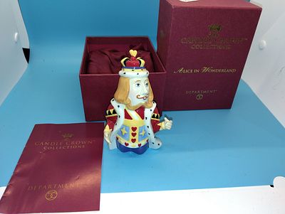 NICE CANDLE CROWN COLLECTION BOXED ALICE IN WONDER LAND KING OF HEARTS