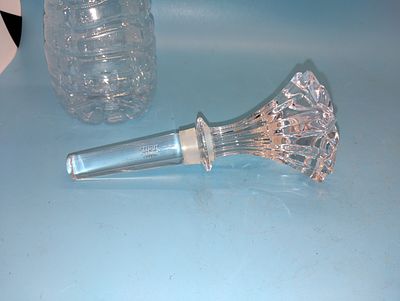VERY NICE STUART CRYSTAL DECANTER TOP