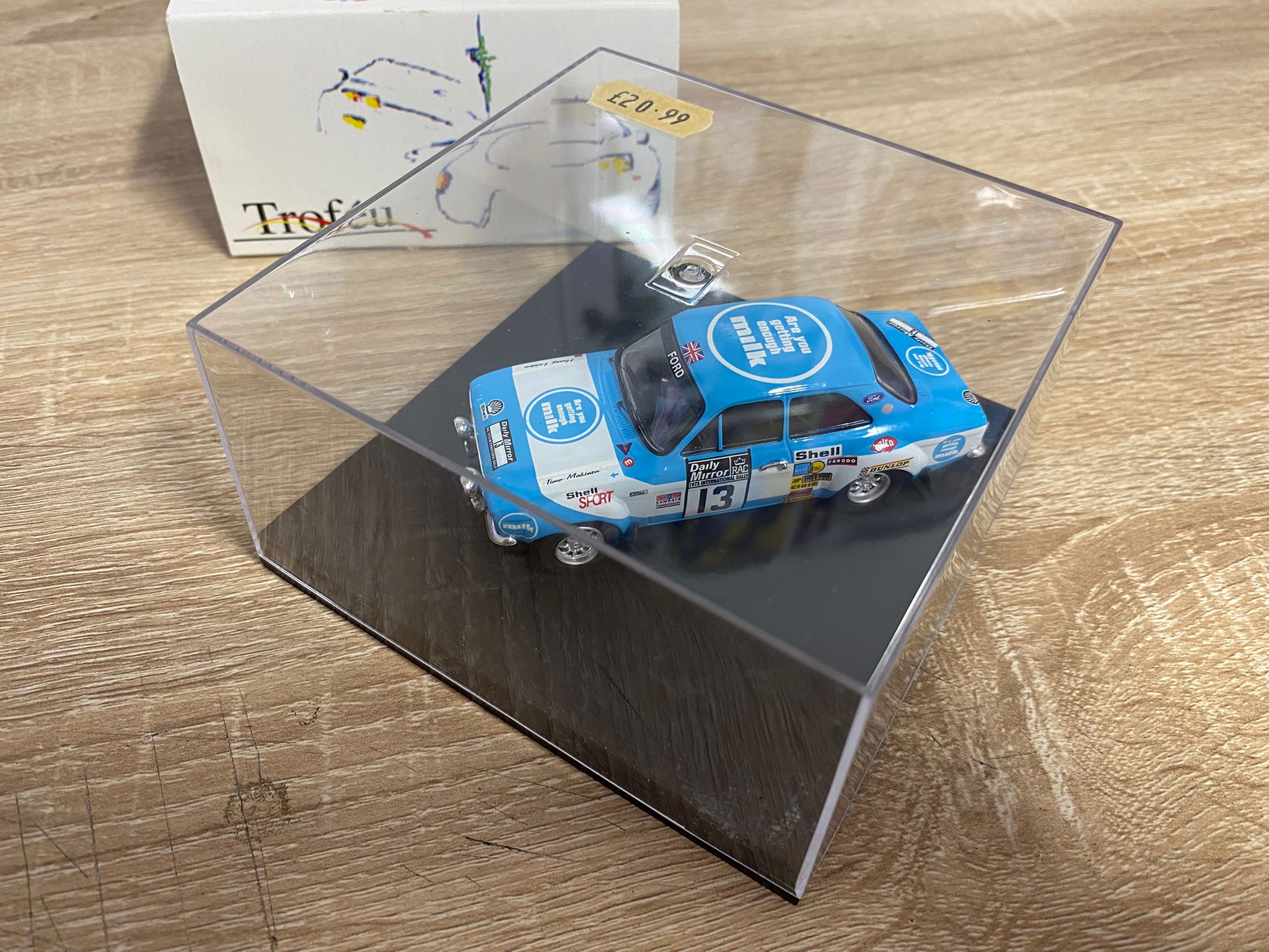 FANTASTIC TROFEU FORD ESCORT RS1600 1st RAC BOXED