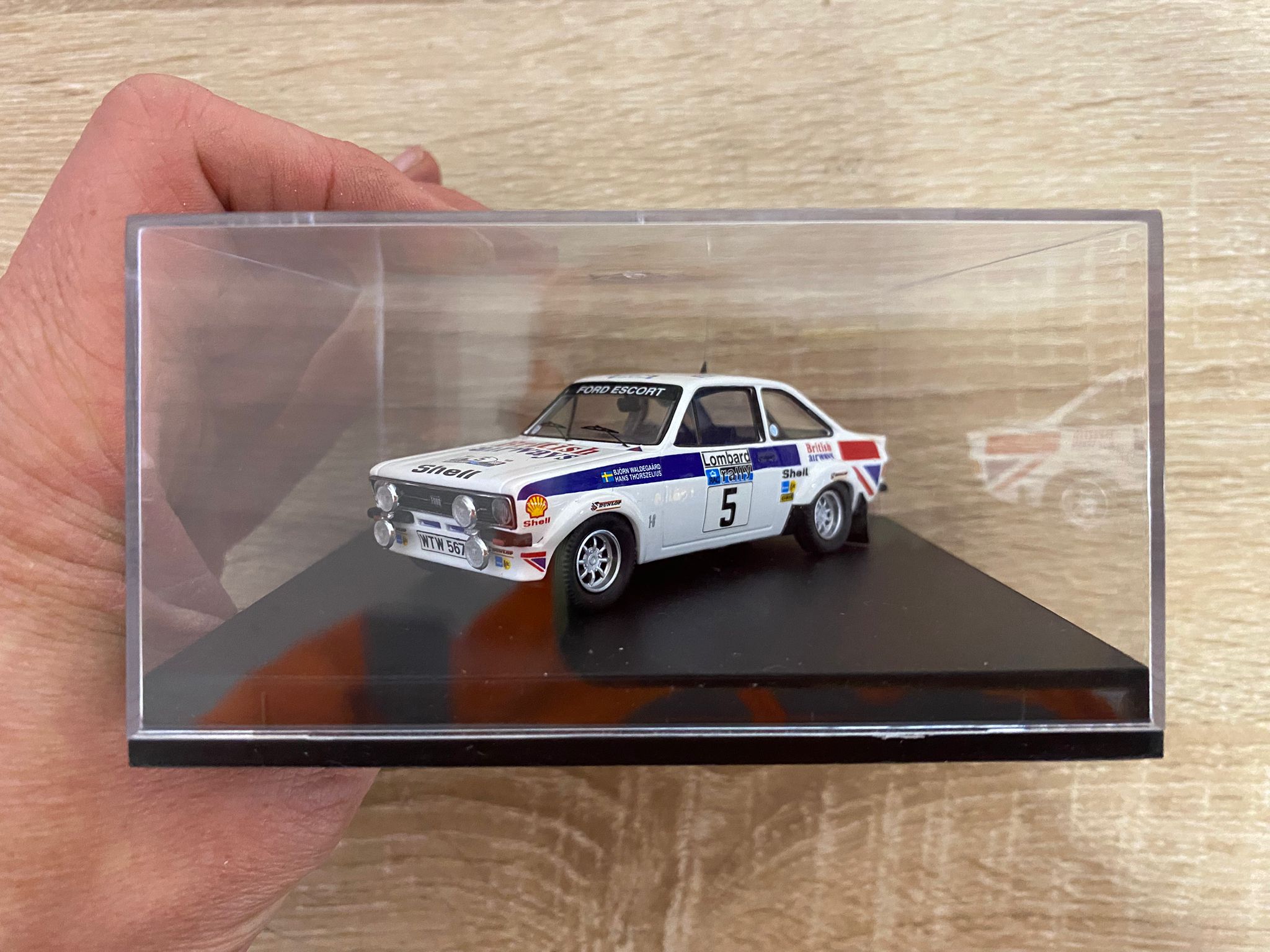 FANTASTIC TROFUE BOXED FORD ESCORT MK2 RAC 1977