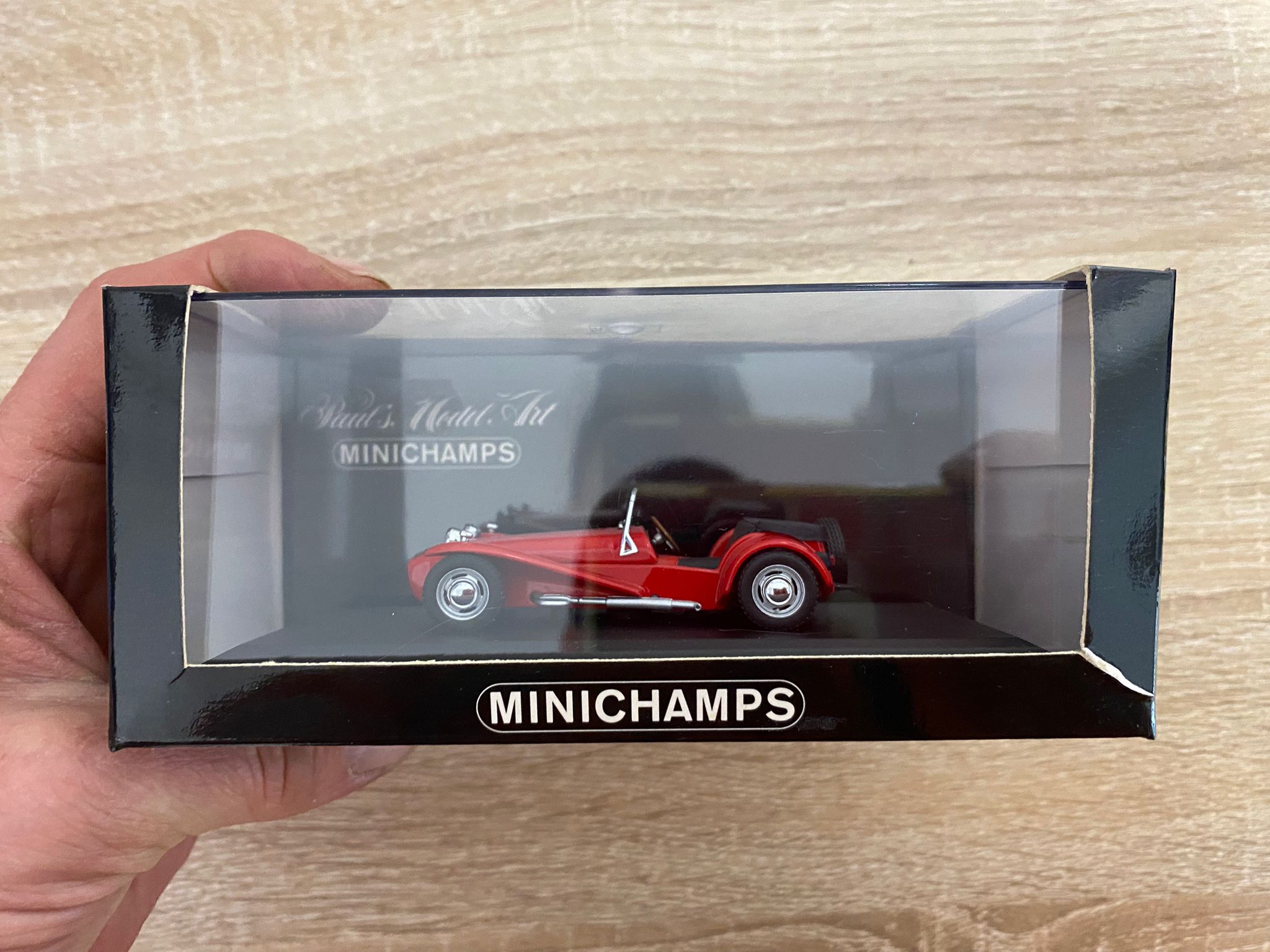 FANTASTIC BOXED MINICHAMPS CATERHAM IN RED