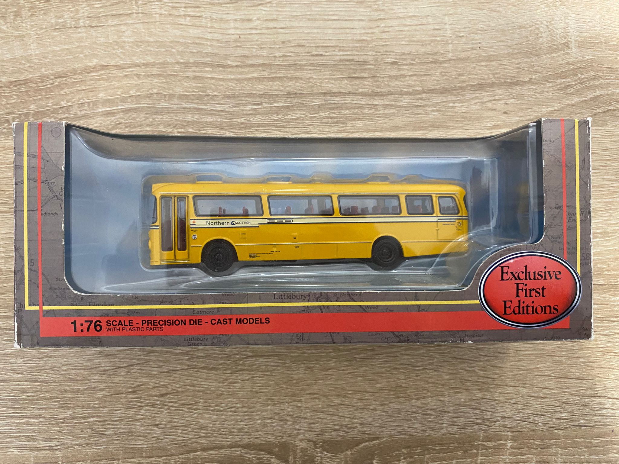 BOXED NORTHERN SCOTTISH SINGLE DECKER BUS