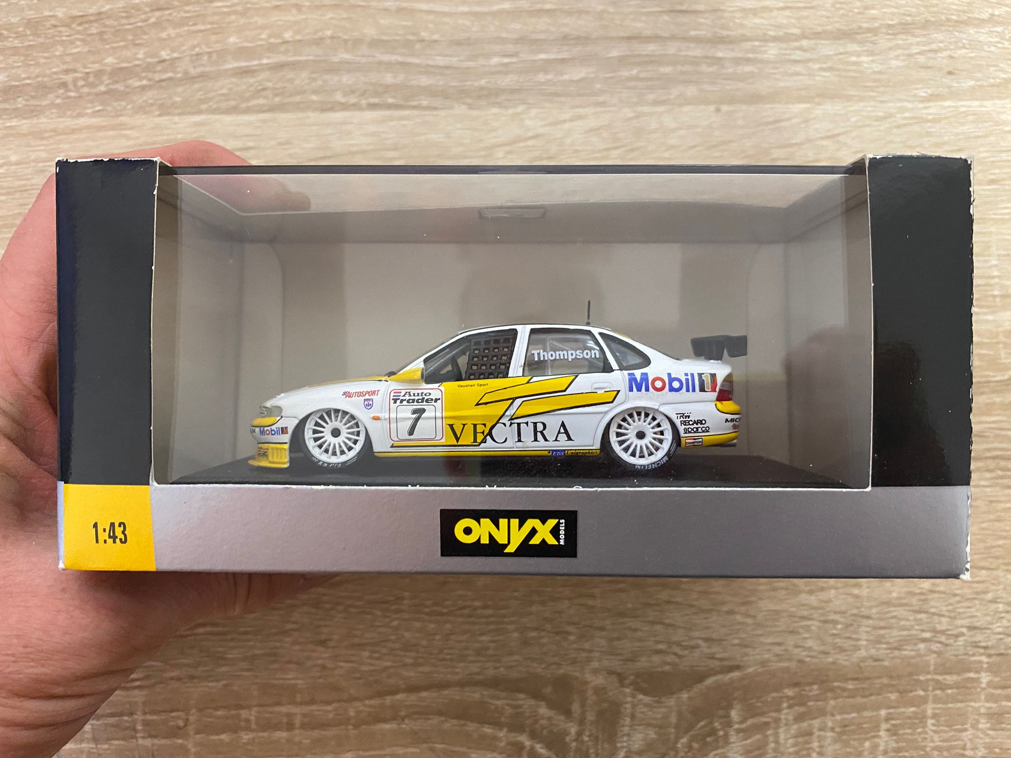 FANTASTIC BOXED ONYX VAUXHALL VECTRA BTCC 1996 THOMPSON