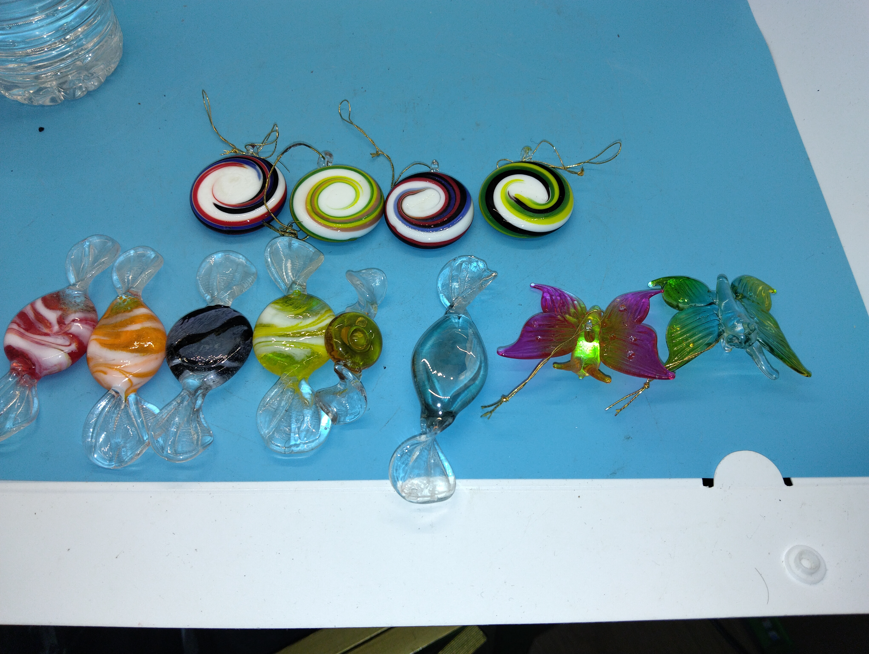 NICE SELECTION OF GLASS SWEETS AND OTHERS