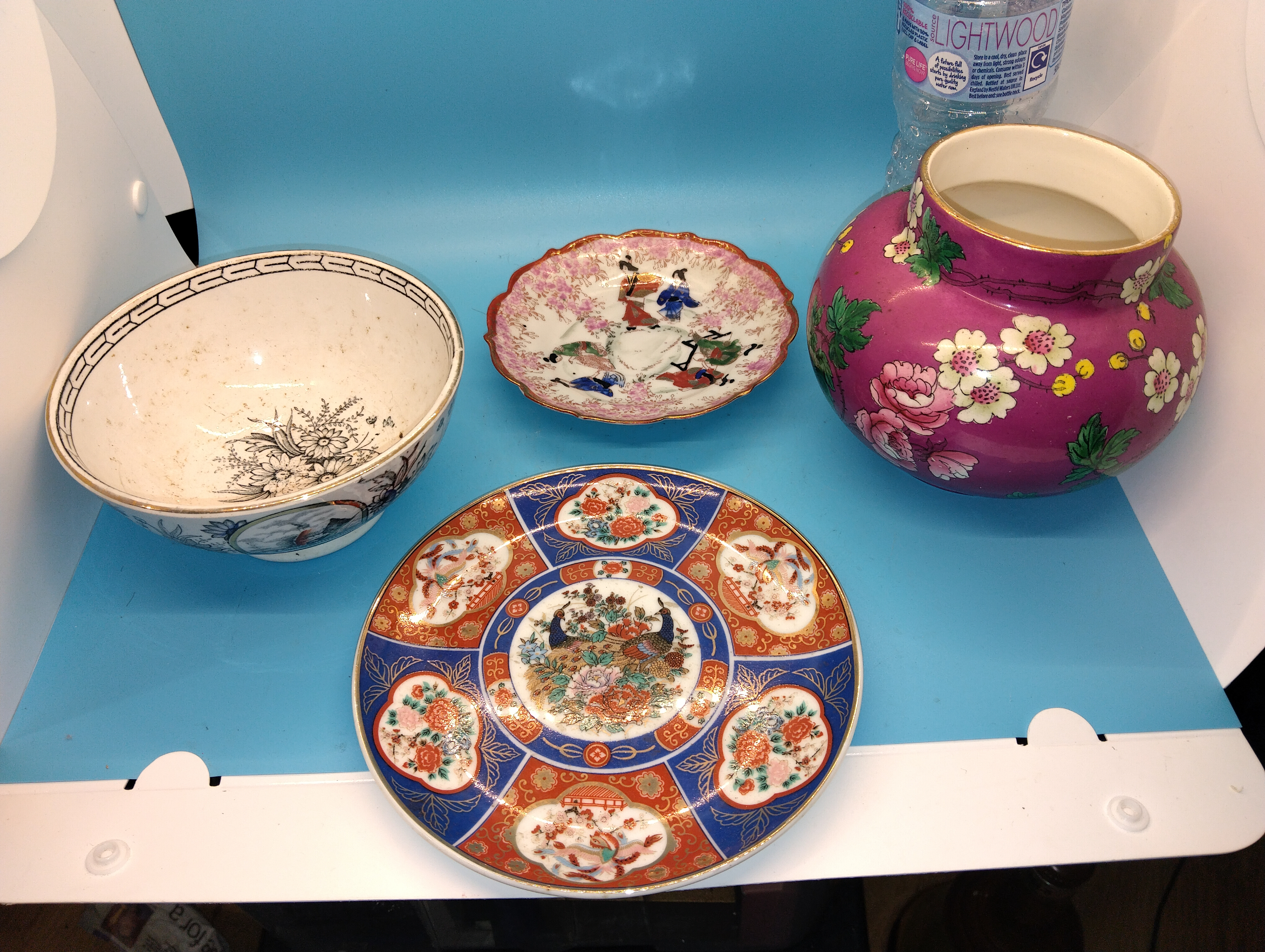 NICE MIXED SELECTION OF VINTAGE ORIENTAL PIECES