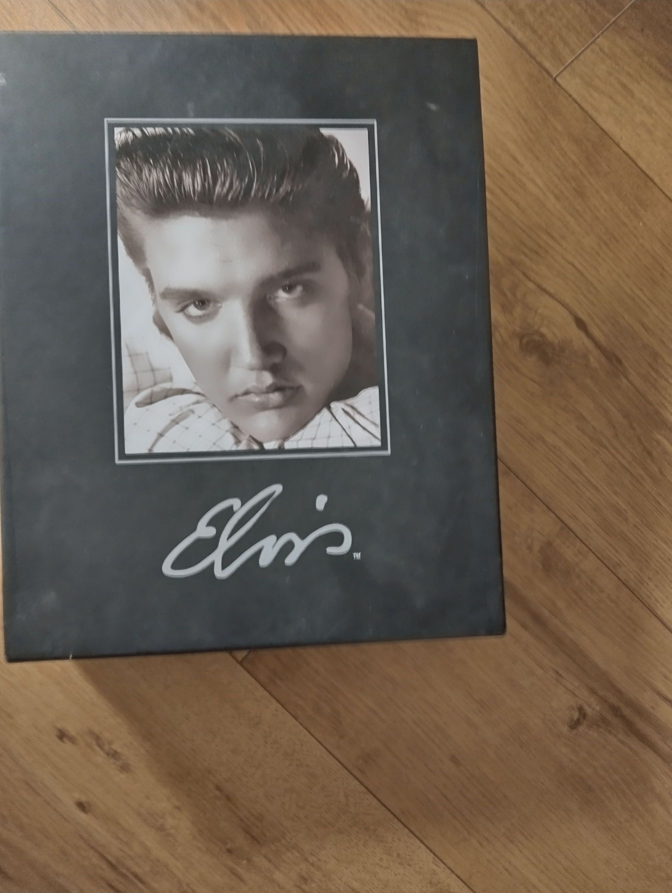 BOXED Elvis Presley Signature Product Commemorative Box Sets including Replica Memorabilia