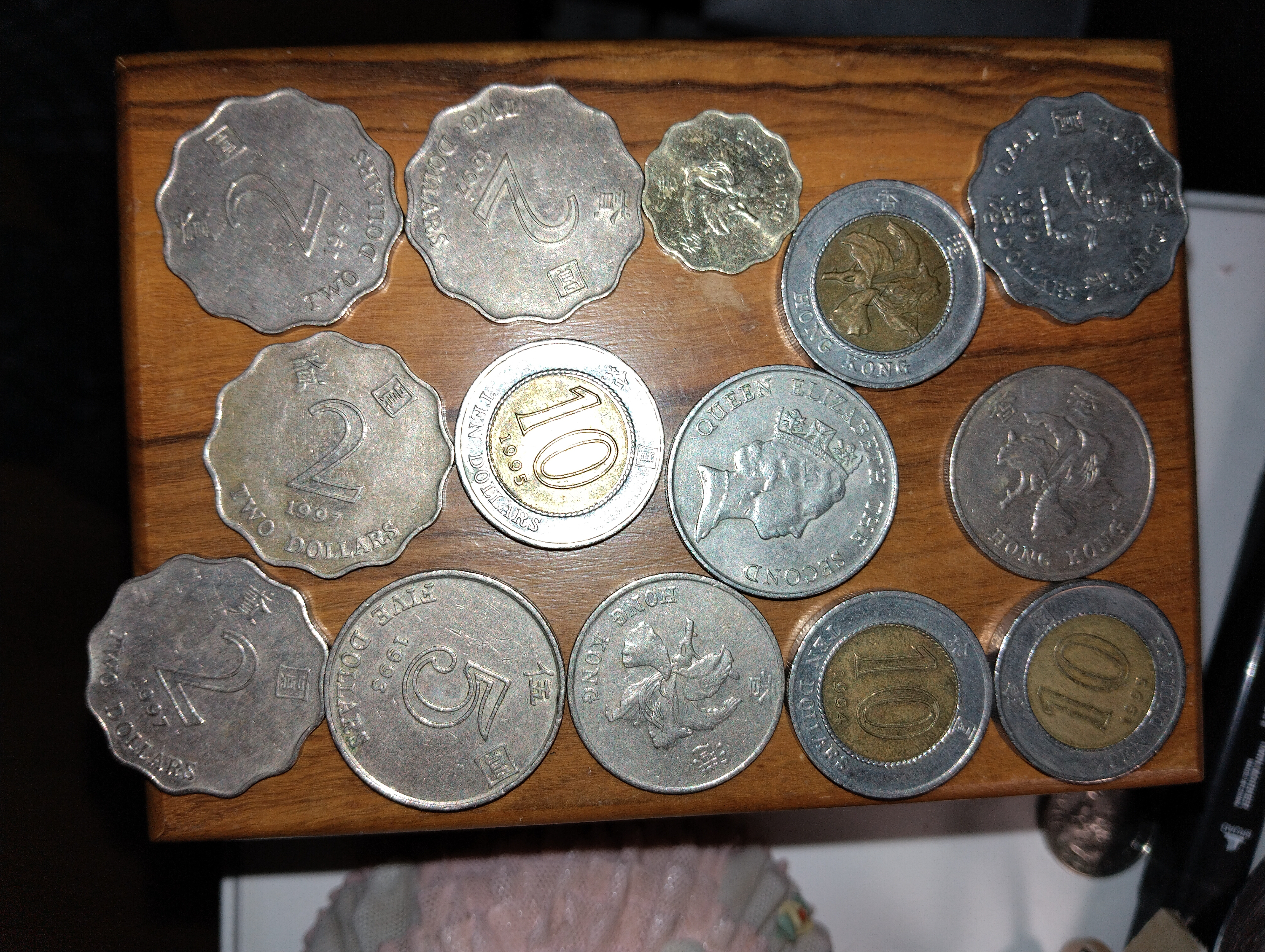 COLLECTION OF VINTAGE HONG KONG DOLLARS