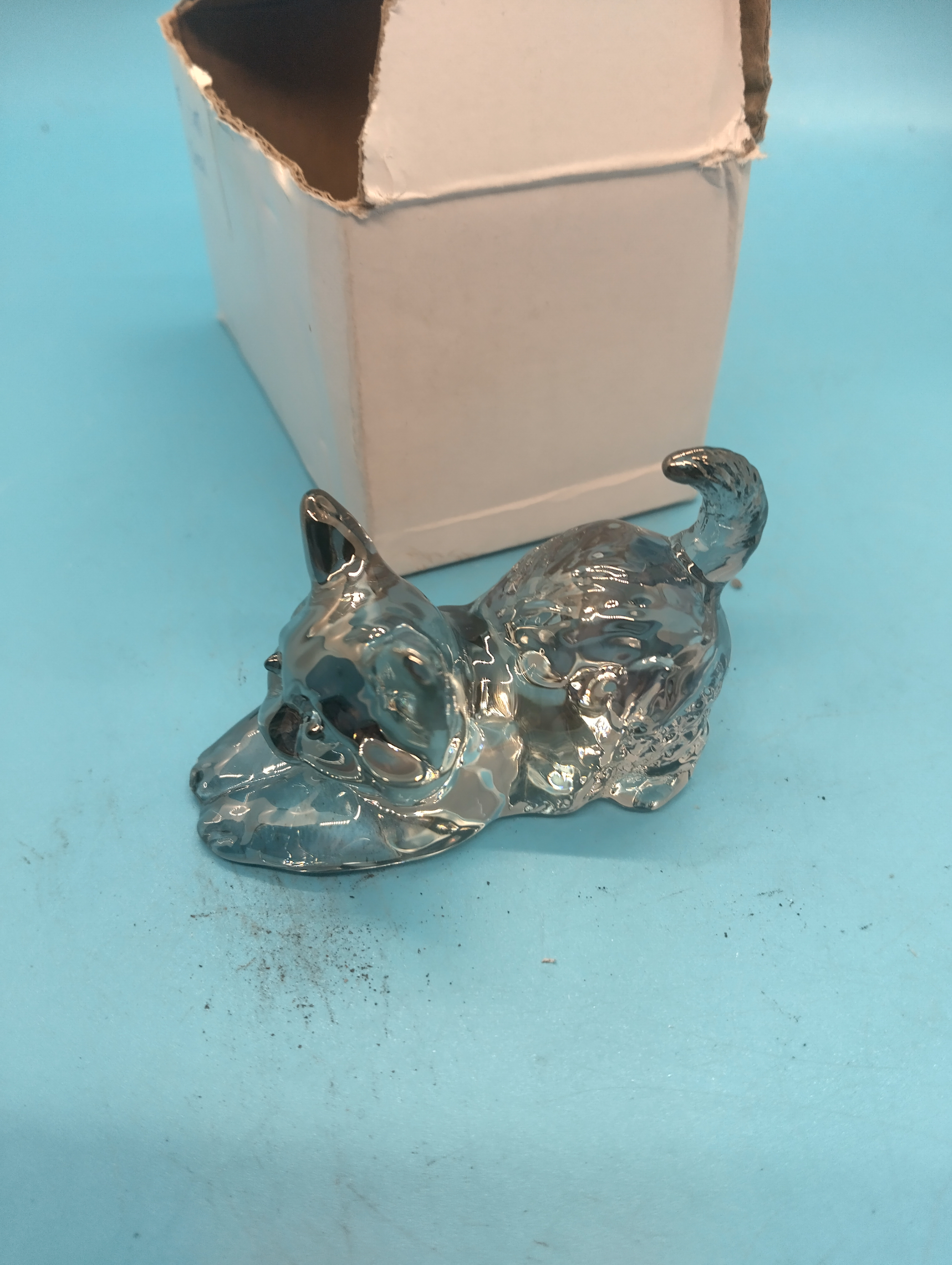 NEW BOXED GLASS SMOKE COLOURED CAT