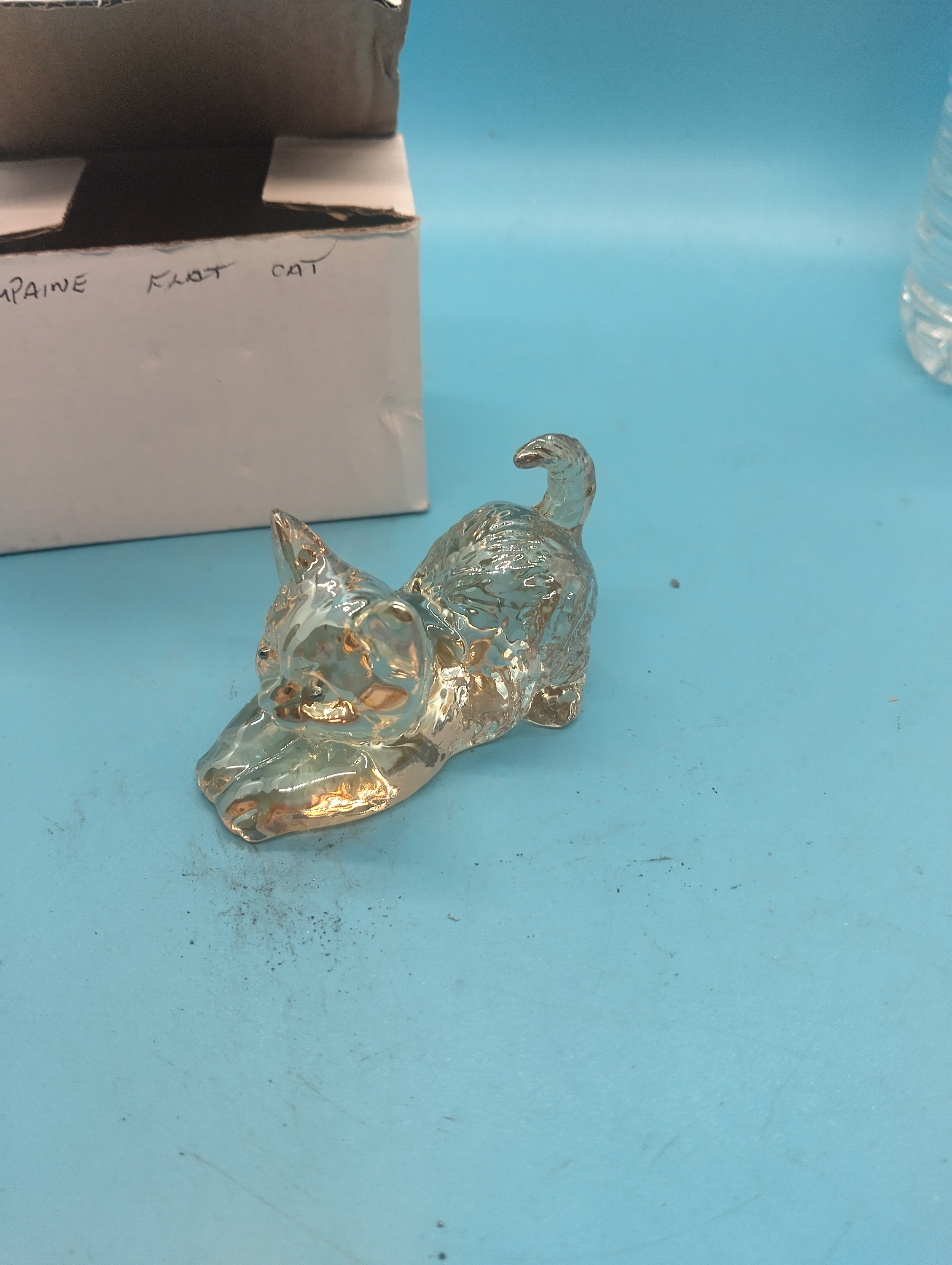 NEW GLASS CHAMPAGNE COLOURED CAT