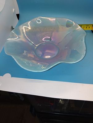 LOVELY VASALINE STYLE GLASS BOWL