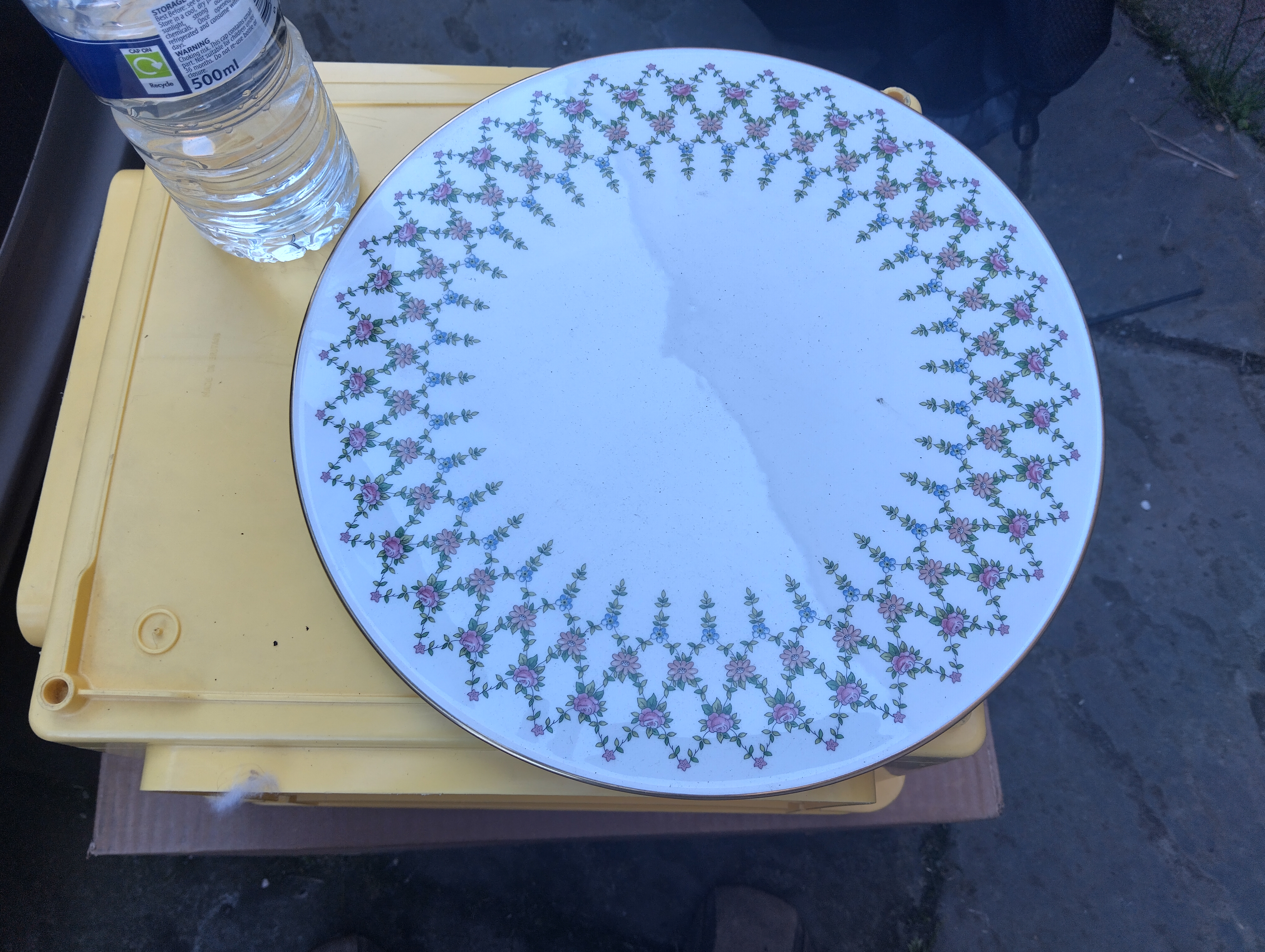 VERY NICE SPODE TIARA CAKE PLATE STAND