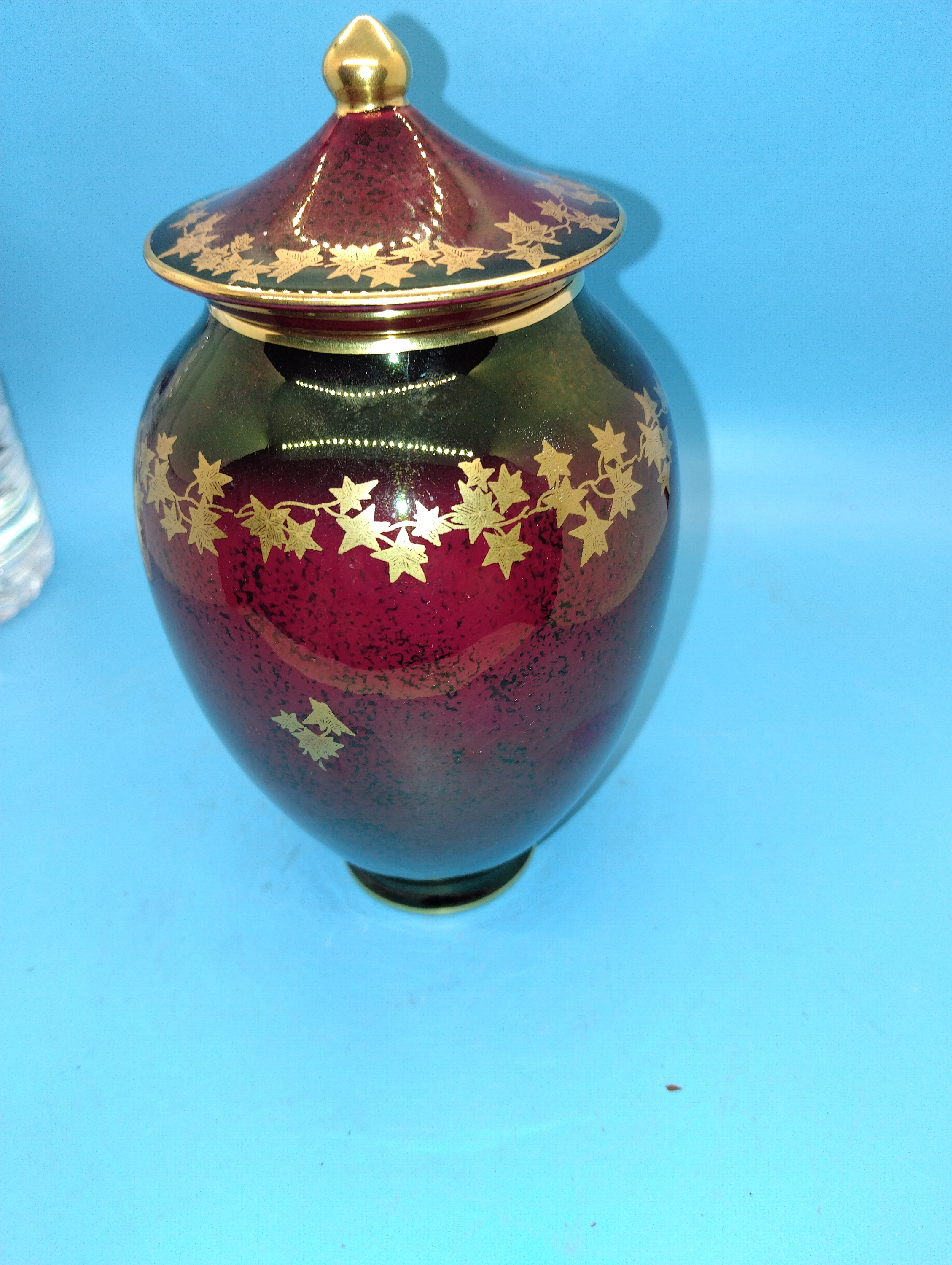 VERY NICE CROWN DEVON LIDDED POT