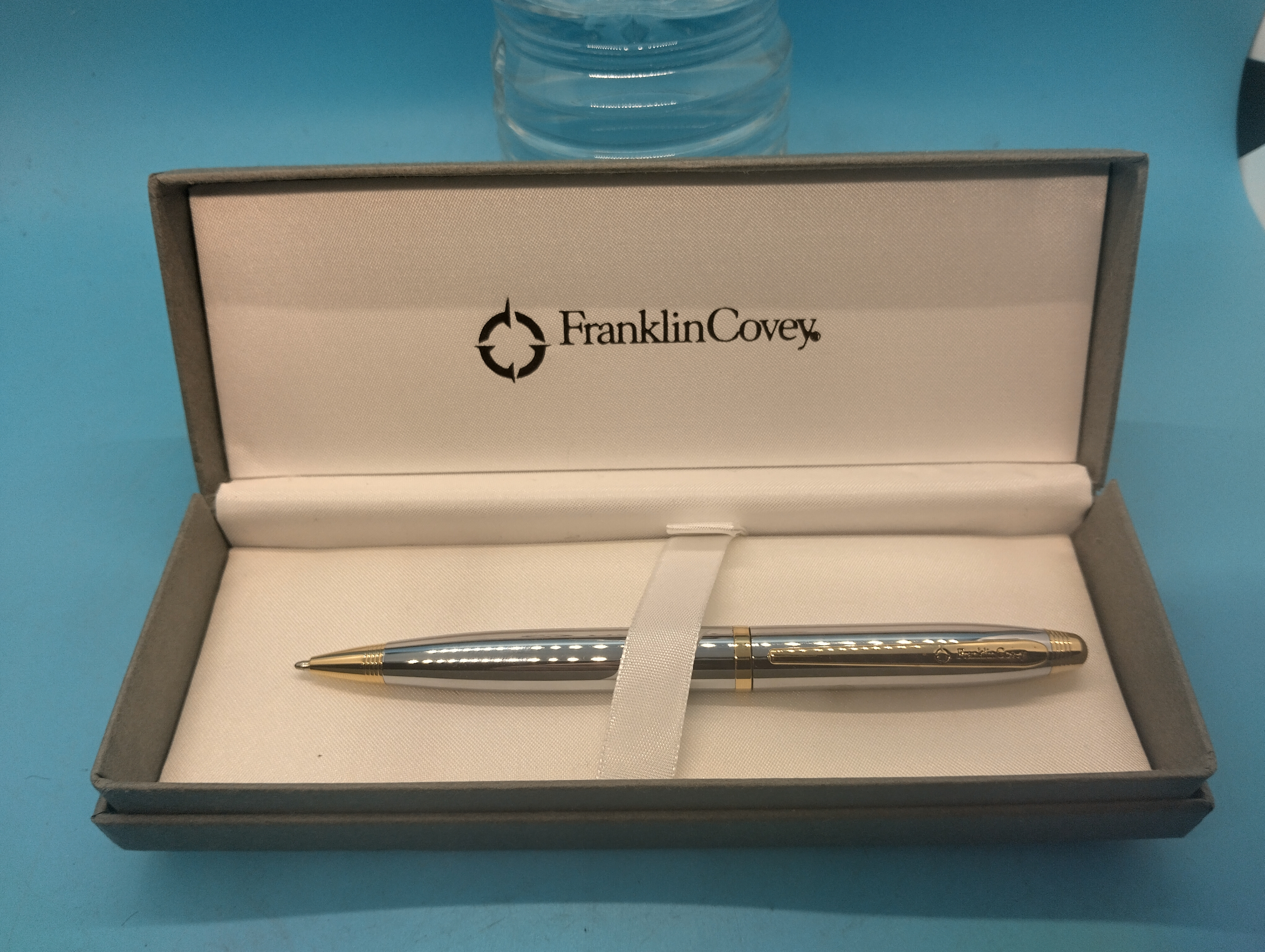 VERY NICE BOXED FRANKLIN COVEY PEN
