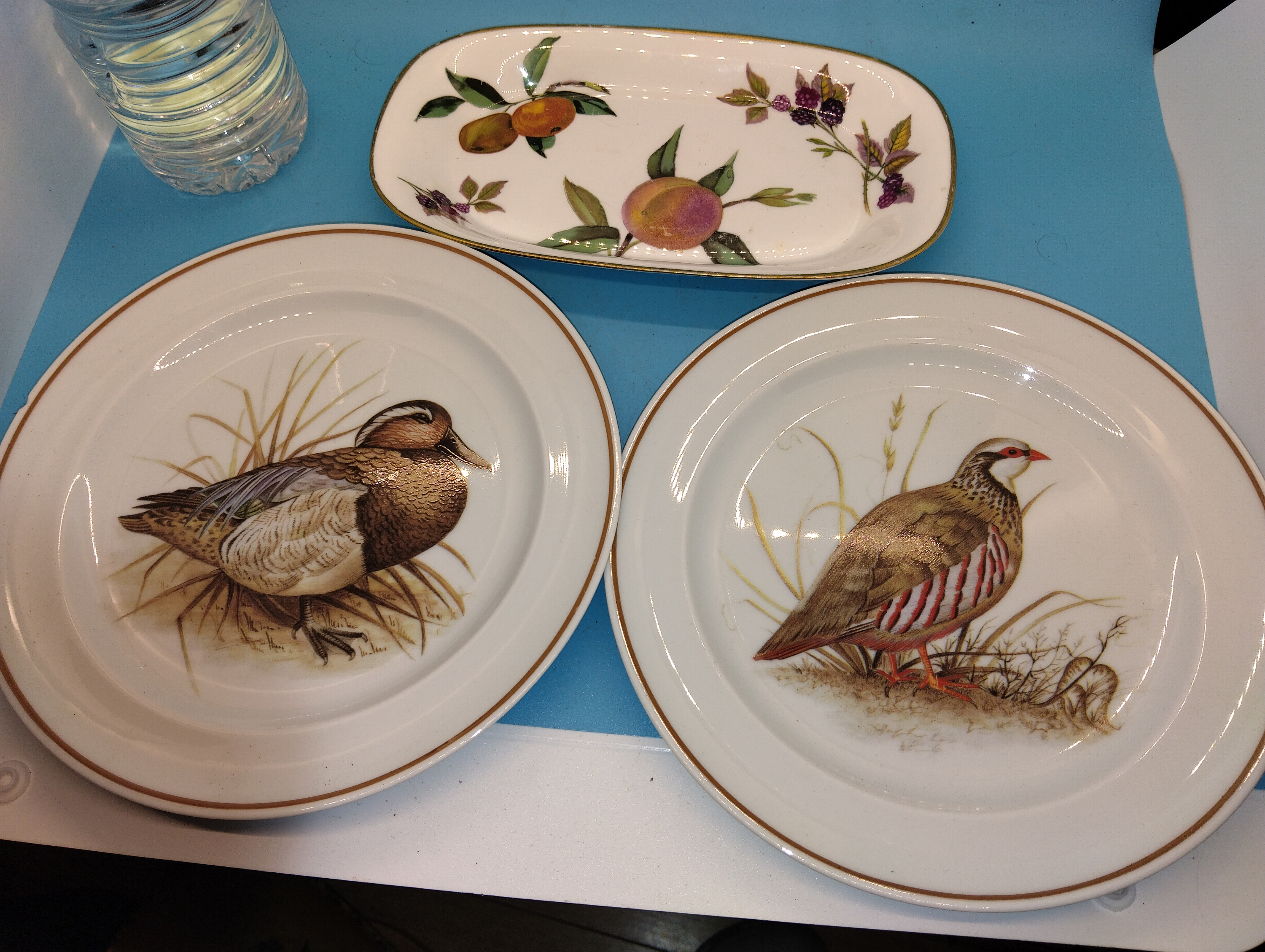THREE PLATES INCLUDING TWO BIRD THEMED FRENCH AND A ROYAL WORCESTER ARDEN