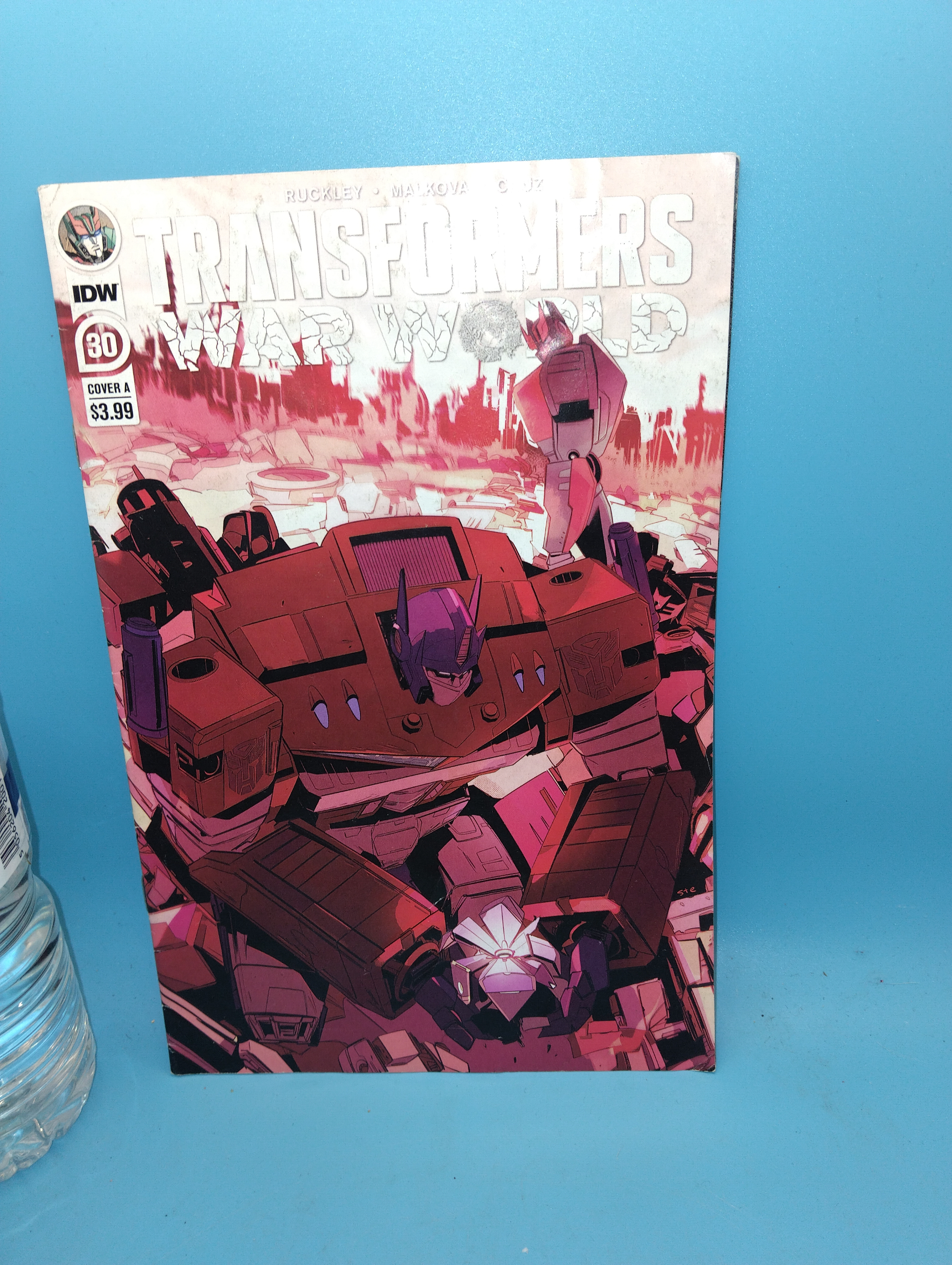 RARE TRANSFORMERS WAR WORLD COMIC