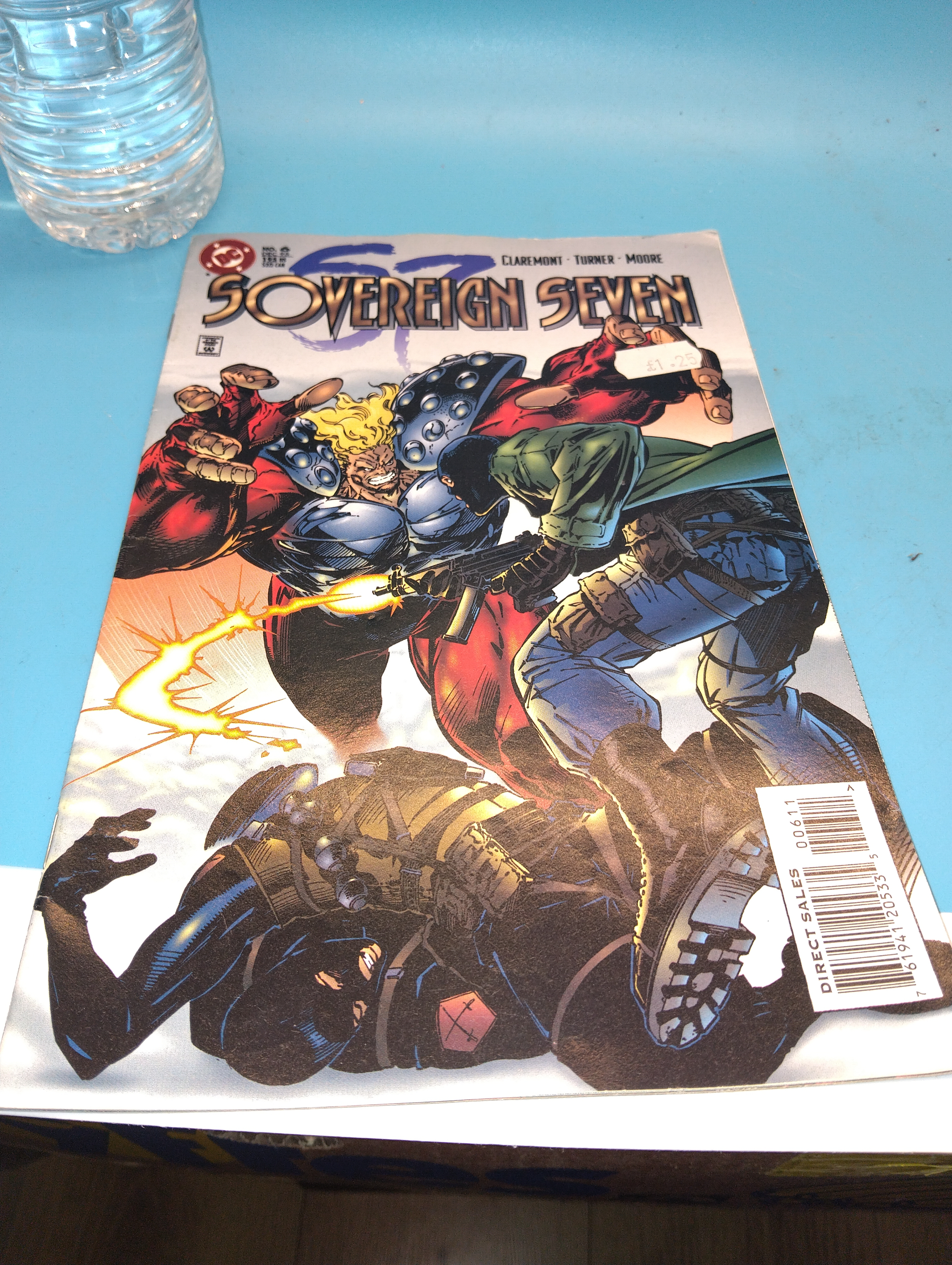 RARE DC COMICS SOVEREIGN SEVEN COMIC