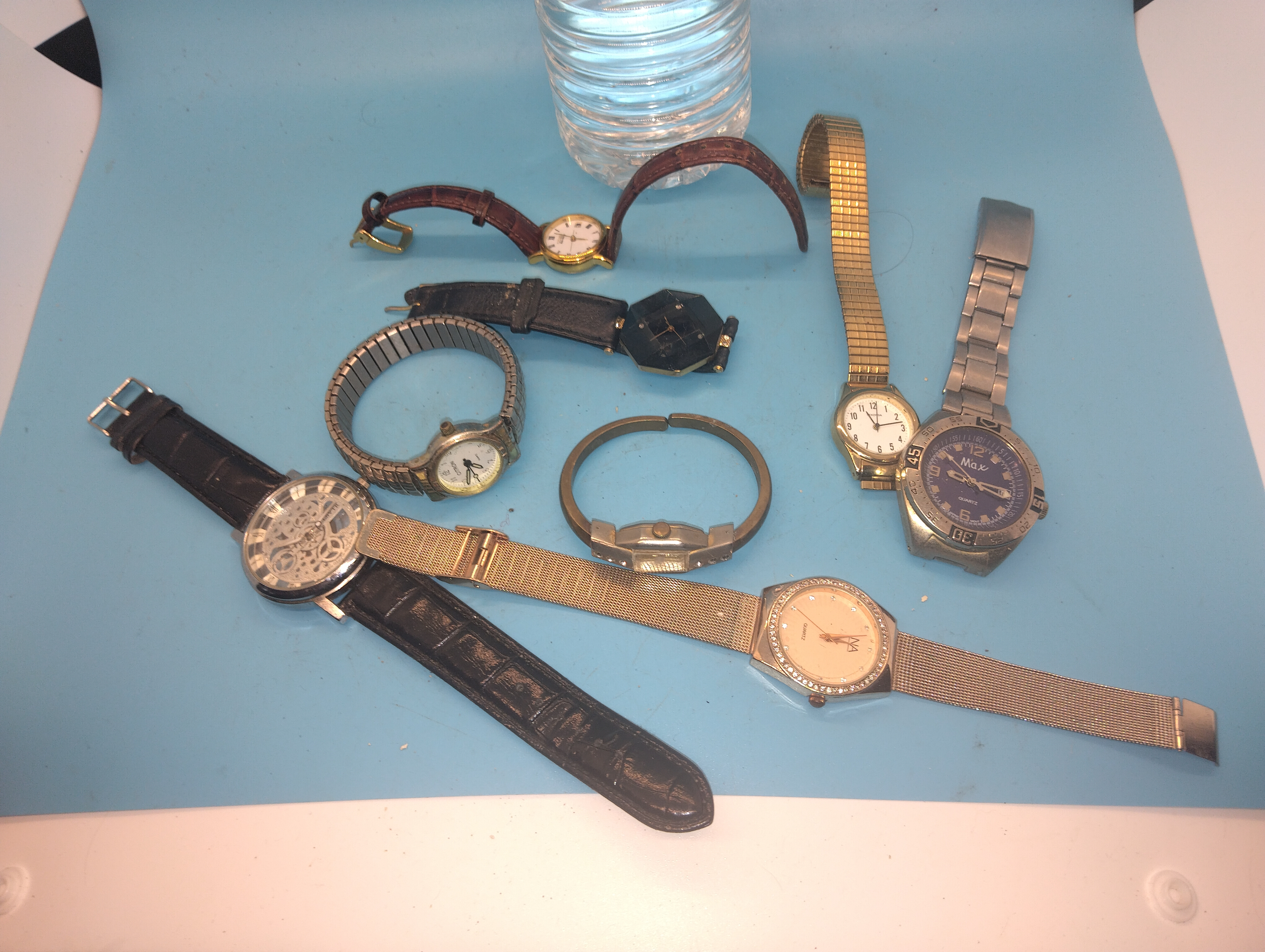 An Assortment of Men's and Ladies' Wristwatches