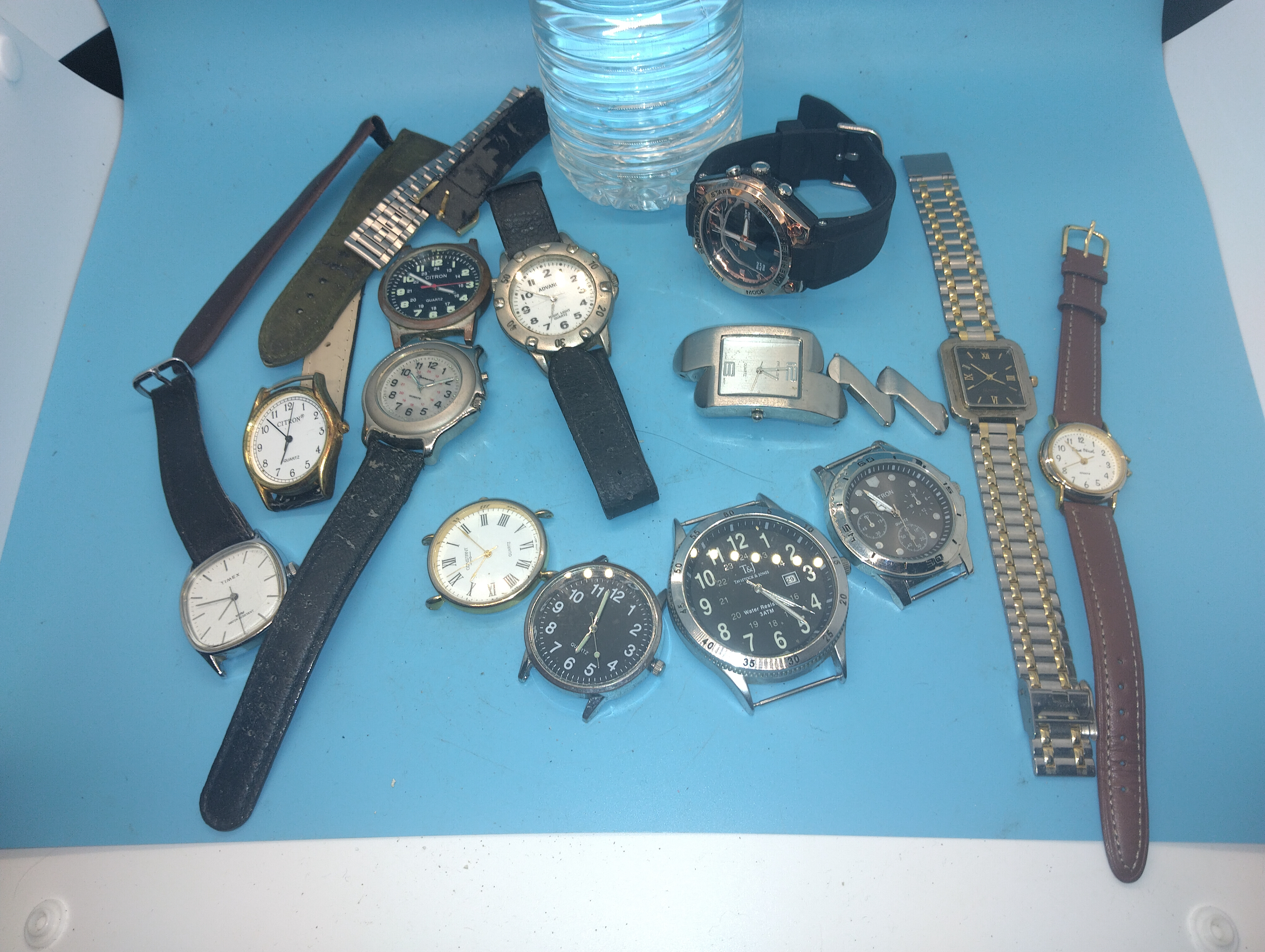 An Assortment of Quartz Wristwatches and Watch Heads