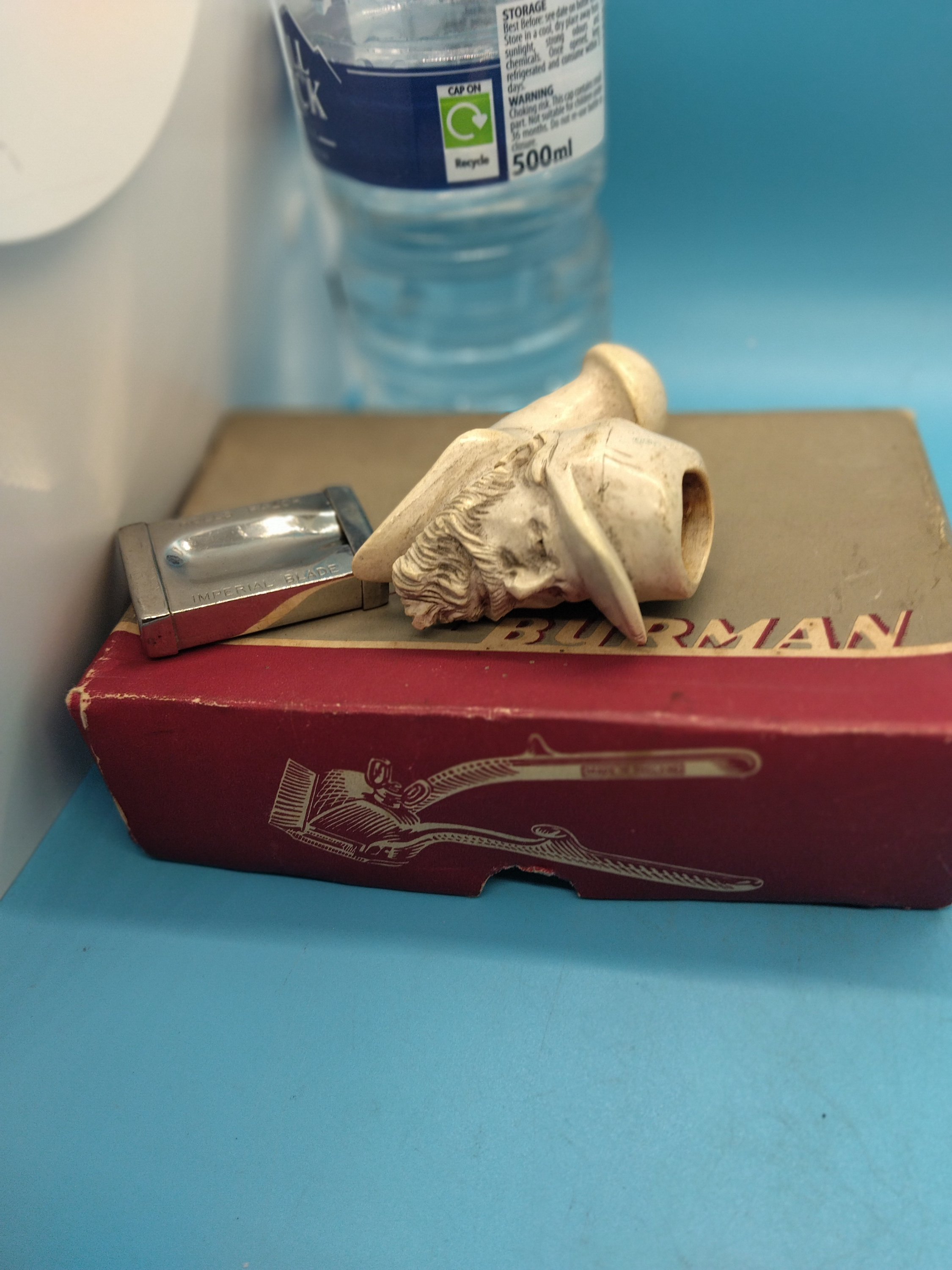 MEERSHAM PIPE END AND AN BOXED BURMAN HAIR CLIPPERS AND BLADE HOLDER