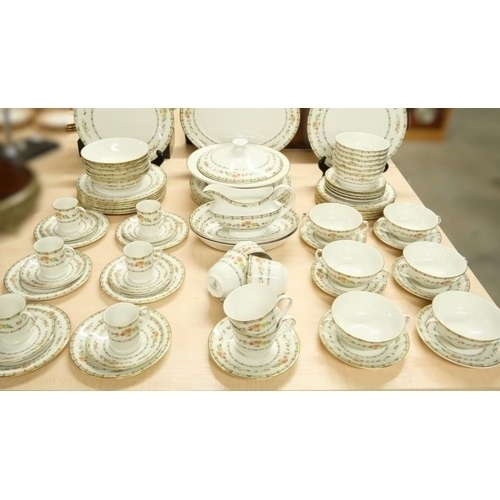 Large Suite of Royal Doulton "Mosaic Garden" Pattern Tea & Dinnerware
