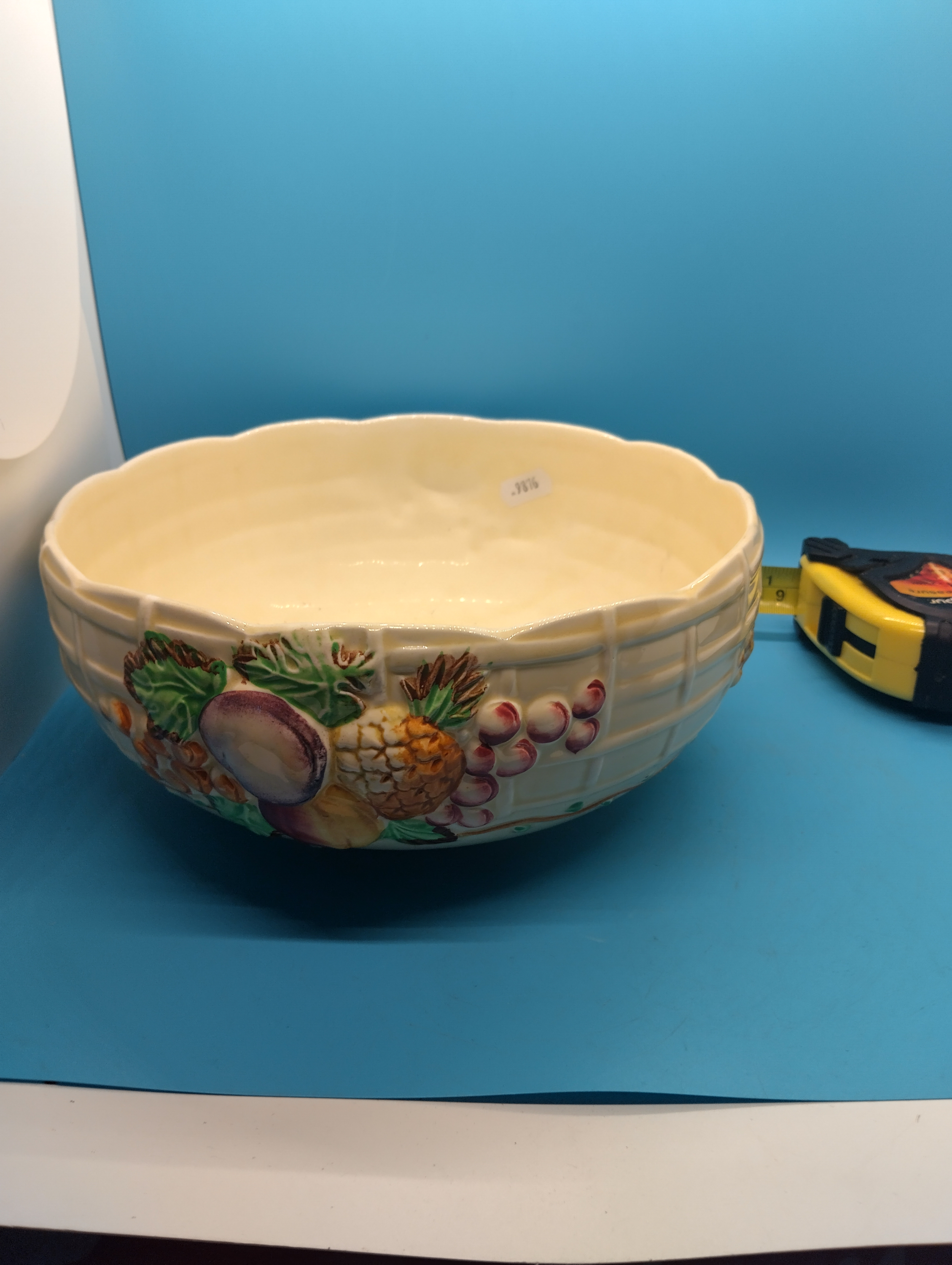 ROYAL POTTERY A.J.WILKINSON POTTERY ART DECO FRUIT BOWL BASKET DESIGN