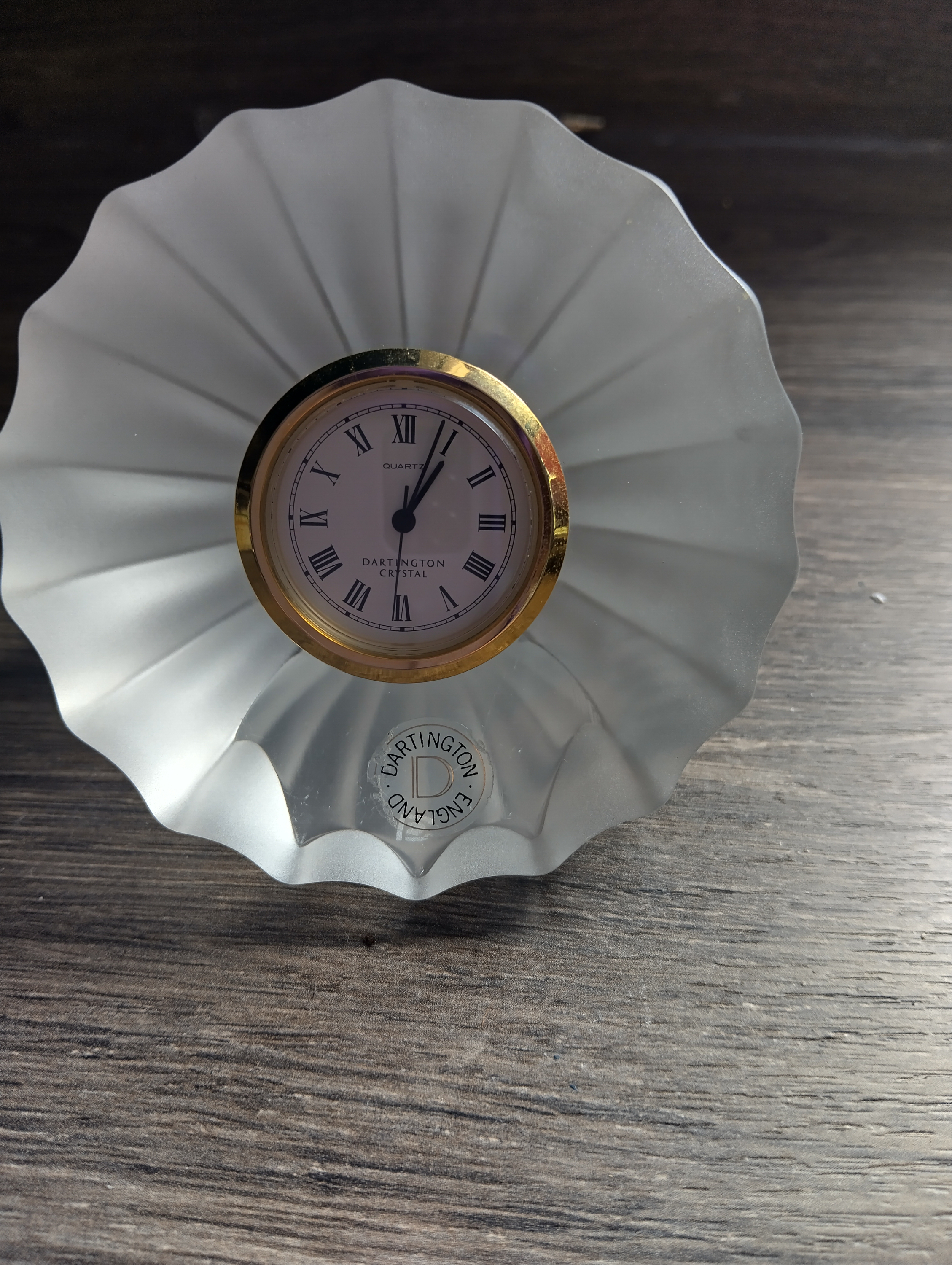 VERY NICE DARTINGTON CRYSTAL DESK CLOCK
