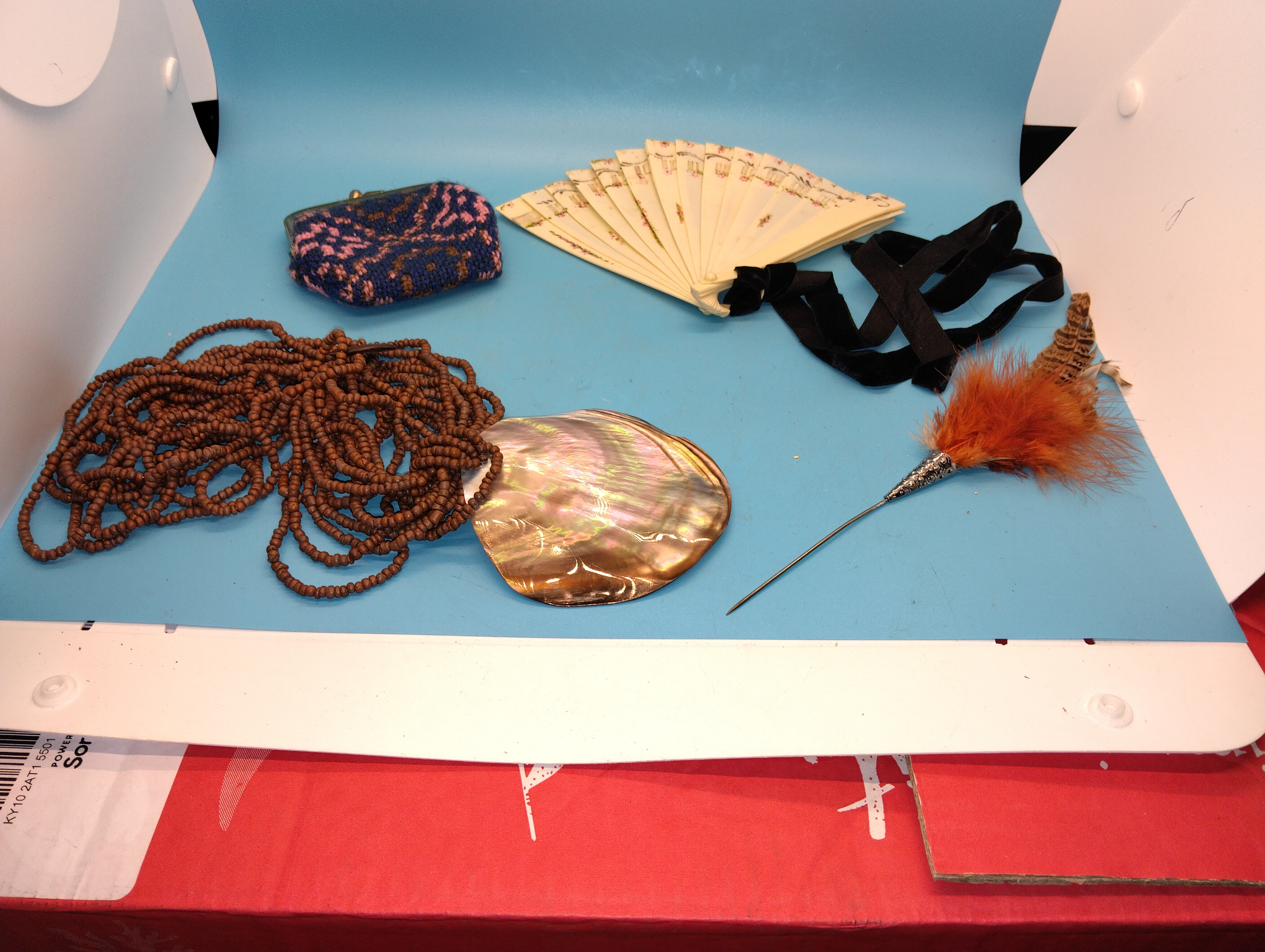 NICE LADIES COLLECTORS VINTAGE LOT