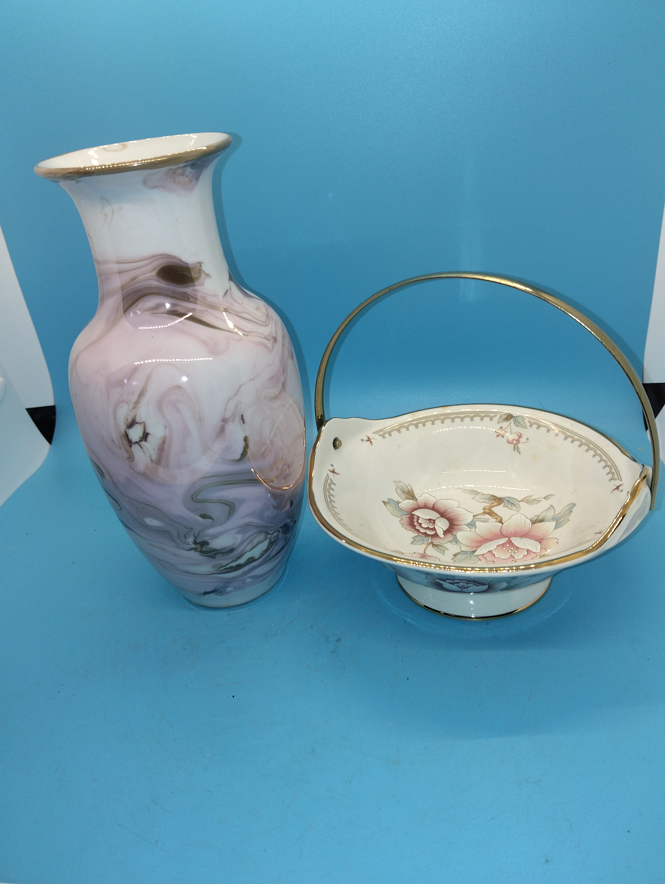 NICE VASE AND M&S BOWL WITH METAL HANDLE